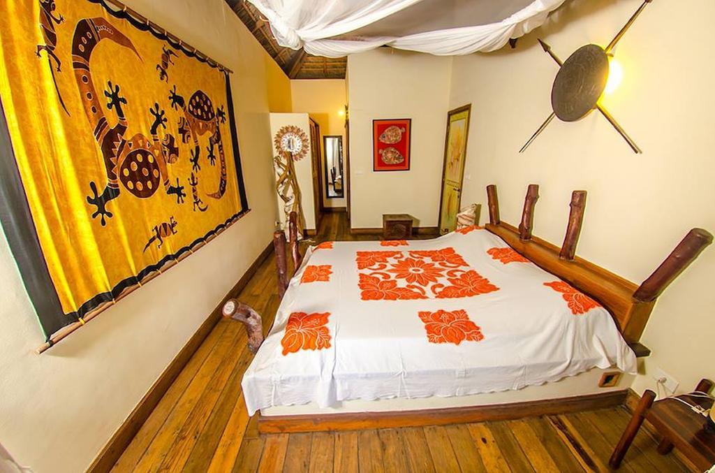 Le Zahir Lodge Ambatoloaka  Chambre photo