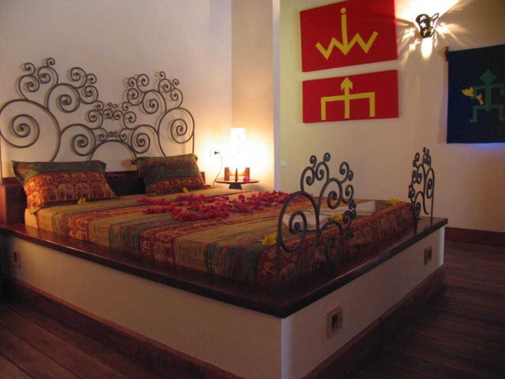 Le Zahir Lodge Ambatoloaka  Chambre photo