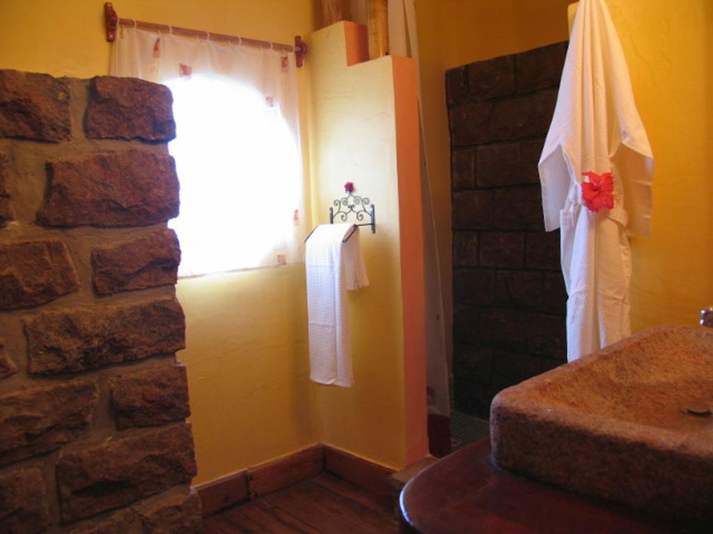 Le Zahir Lodge Ambatoloaka  Chambre photo