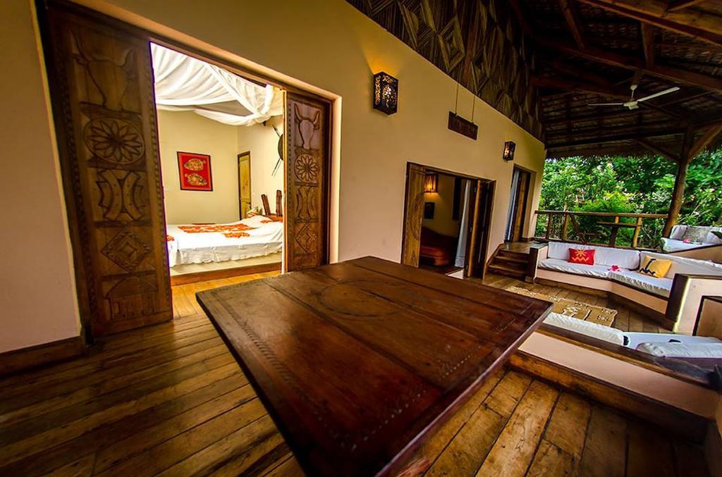 Le Zahir Lodge Ambatoloaka  Chambre photo