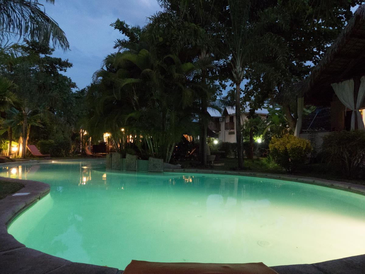 Le Zahir Lodge Ambatoloaka  Extérieur photo